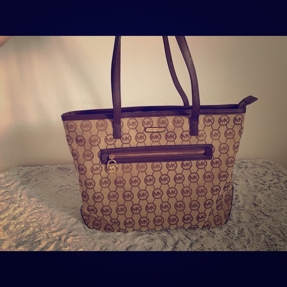 Michael Kors Tote